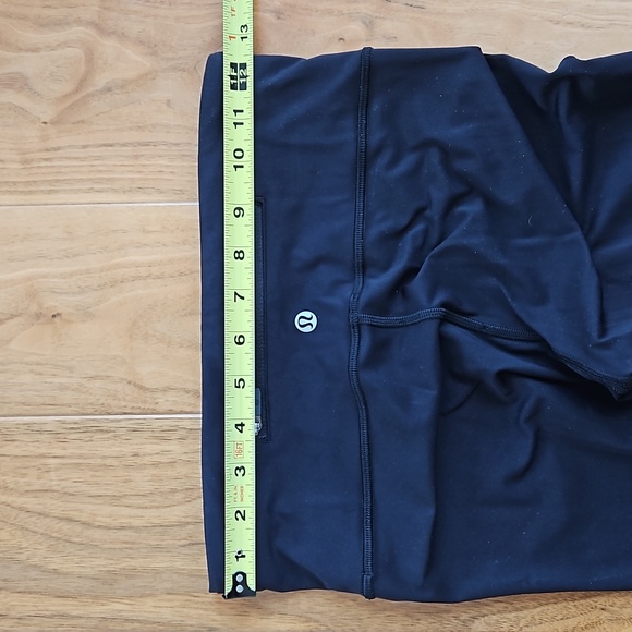 Lululemon Speed Wunder Tight 28", Size 4 - Picture 13 of 15